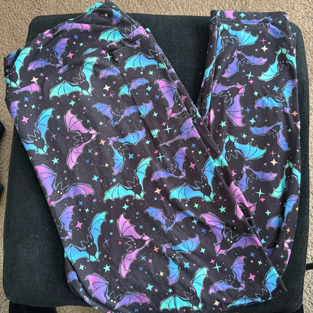 Bat leggings ( multicolored) - plus size